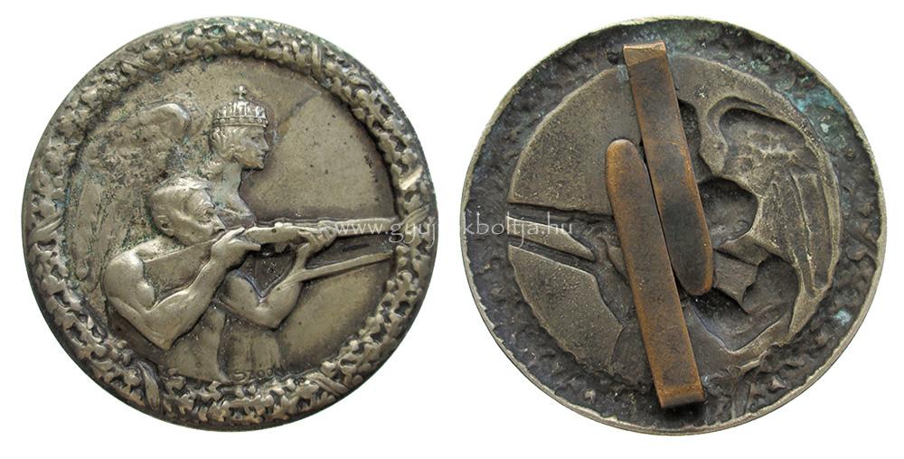 Sz�dy Szil�rd: Levente l�v�sz teljes�tm�nyjelv�ny ez�st fokozat